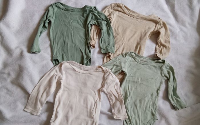 Lot bodies 6M - photo numéro 2