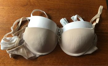 Lot 2 soutiens-gorges Primark 90A