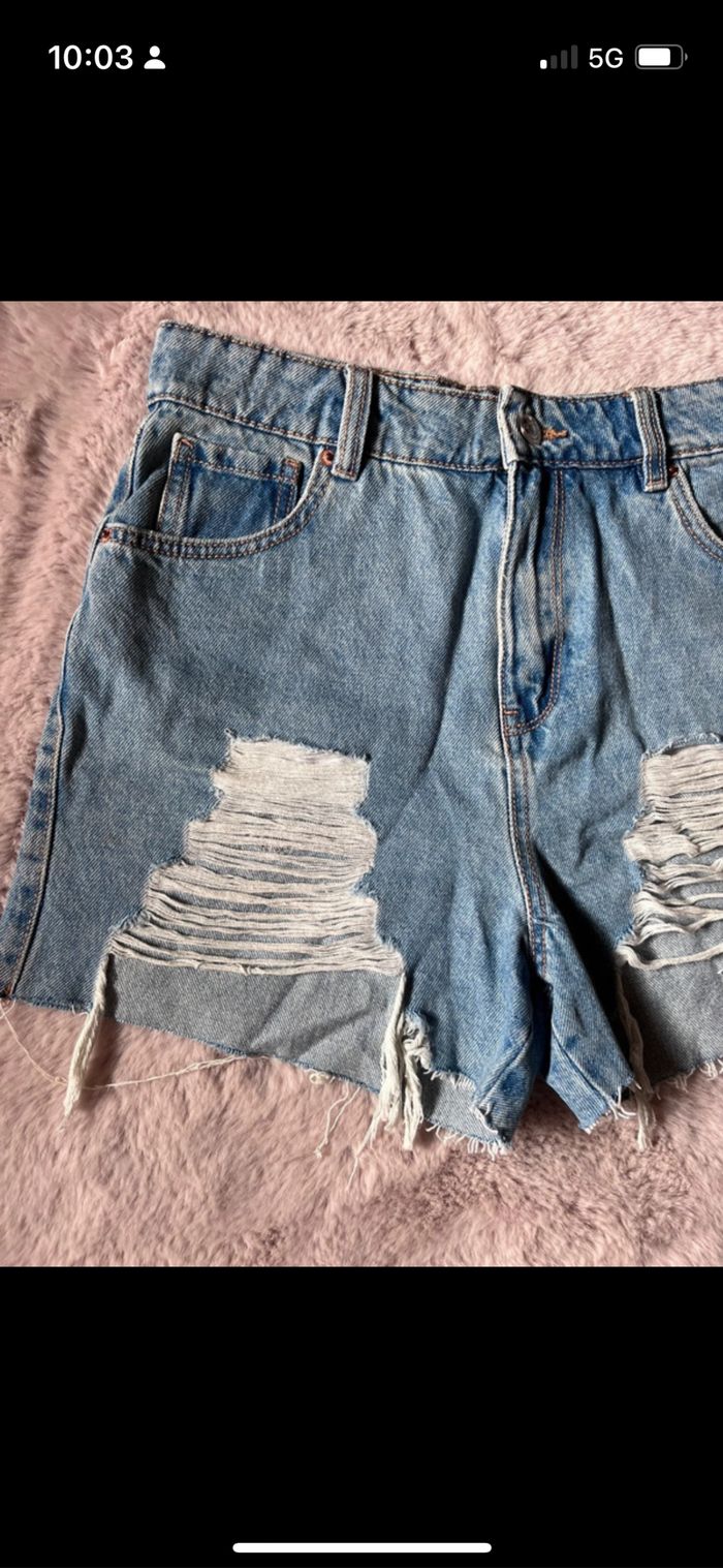 Short en jean troué 38/M