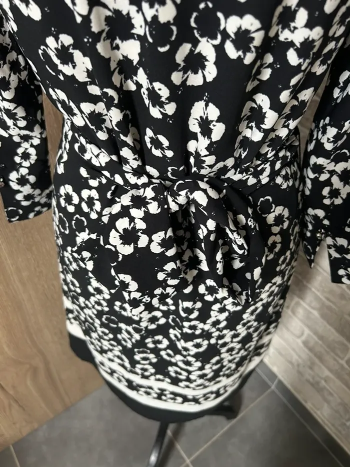 Robe casual imprimée fleurie taille 34 - photo numéro 4