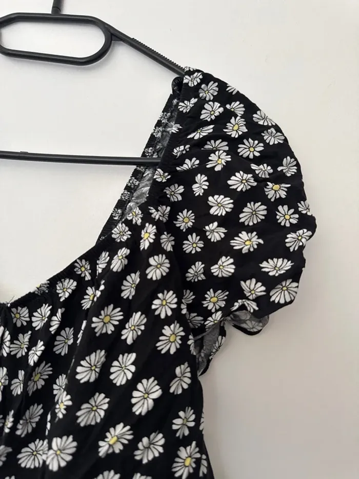 Blouse noire avec fleurs Primark - photo numéro 3