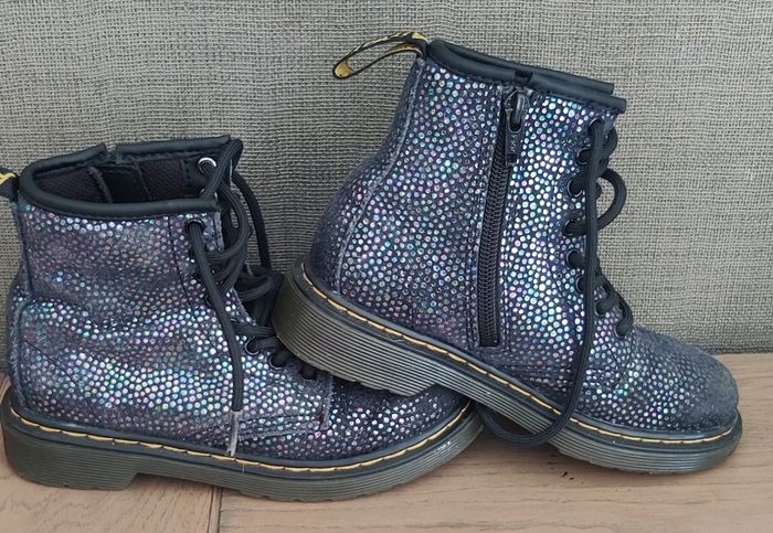 Bottines filles Dr Martens taille 29 - photo numéro 2