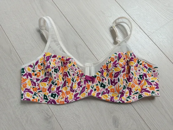 Soutien gorge Dim Generous Neuf