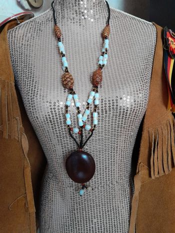 Collier ethnique amerindien