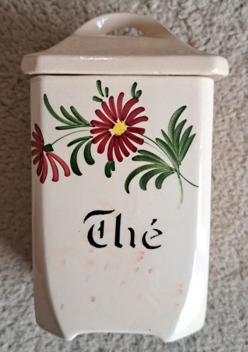 🍽 Pot à thé en céramique aux décors fleuris