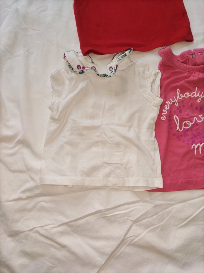 T shirt + débardeur 6 mois - photo numéro 2