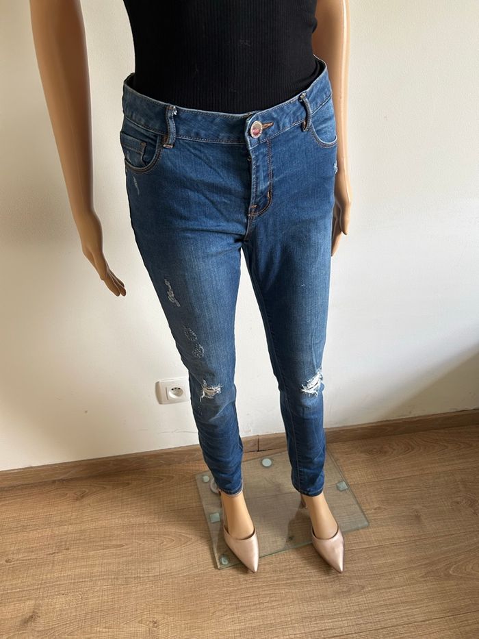 Jean bleu marine Morgan taille 40 jamais porté - photo numéro 2