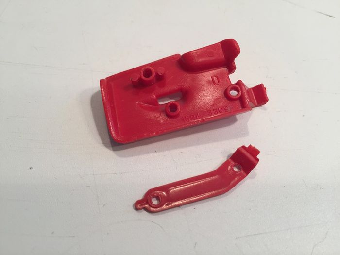 Intérieur droit pièce détachée miniature Chevrolet Corvette 1957 1/24 burago #A17 - photo numéro 2