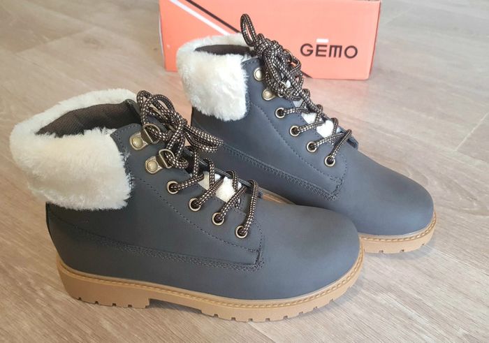 Bottines à lacets taille 36 - neuves - photo numéro 9