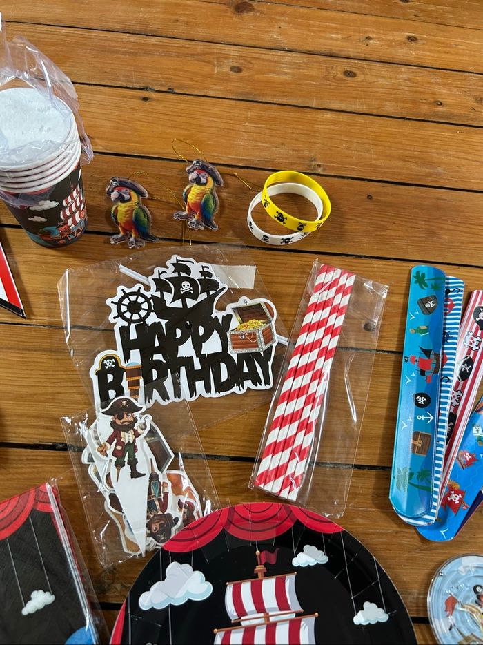 Kit anniversaire de pirate pour 5 personnes - photo numéro 4