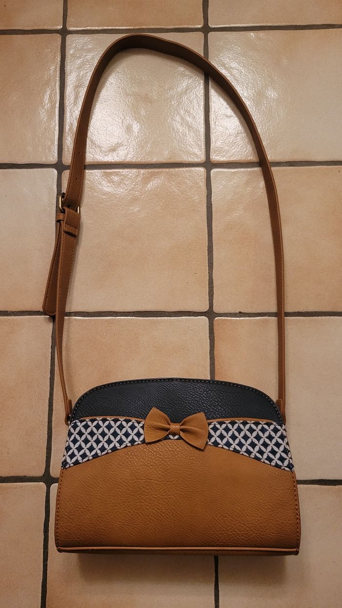 Sac en bandoulière Bonobo TBE