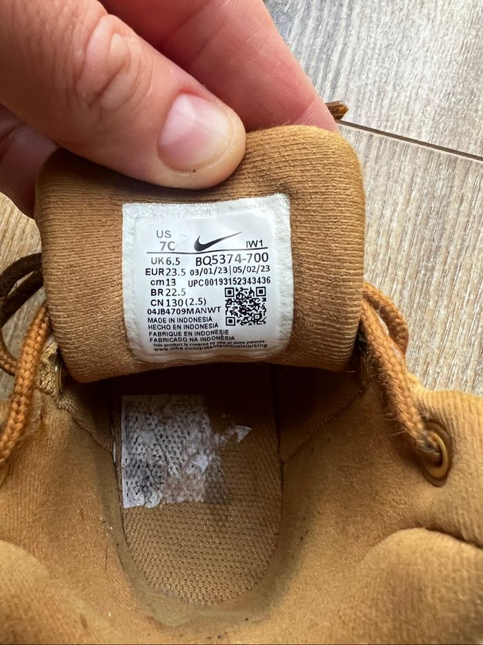 Chaussure nike enfant - photo numéro 3