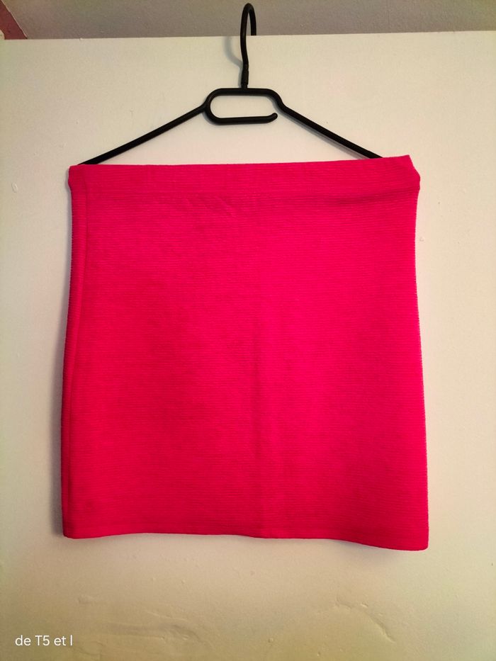 Jupe rose neuve taille 36/38 - photo numéro 2