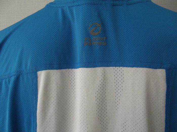 T-shirt bleu flight série The north face taille XL - photo numéro 6