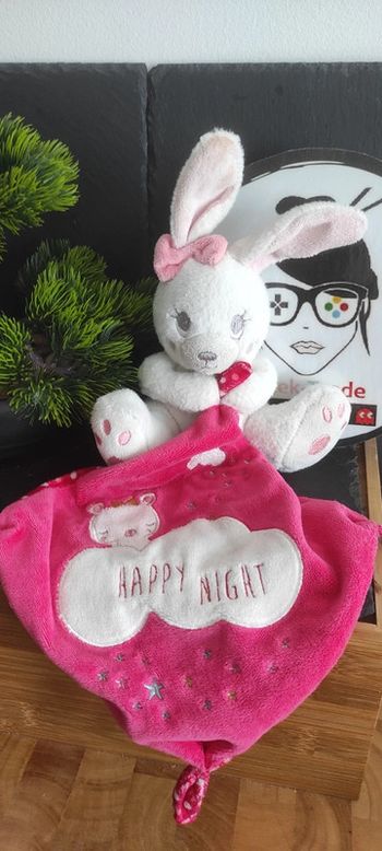 Doudou lapin blanc mouchoir rose Happy night simba toys nuage noeud étoiles Pois