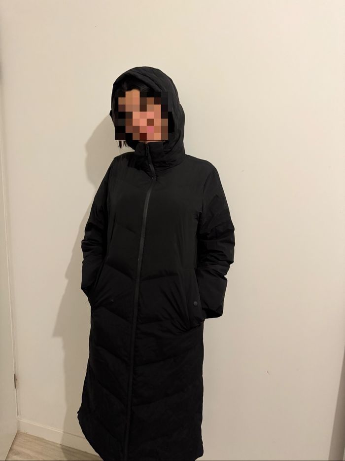 Doudoune longue noire ZARA avec capuche