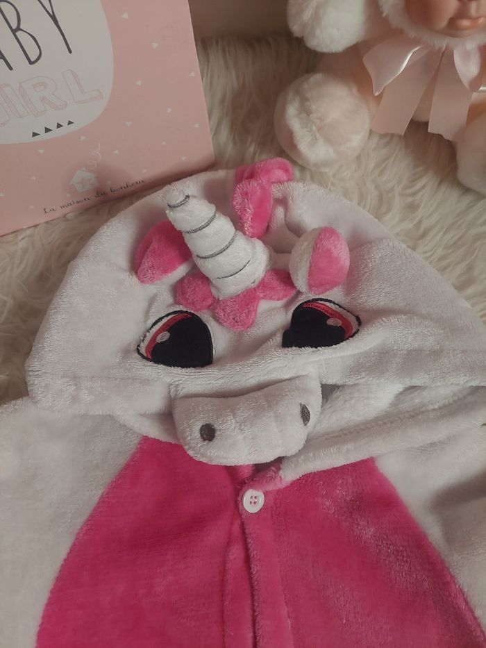Combinaison pyjama capuche "licorne" fille ado chaud 10 ans (140cm) BE 🦄 - photo numéro 6