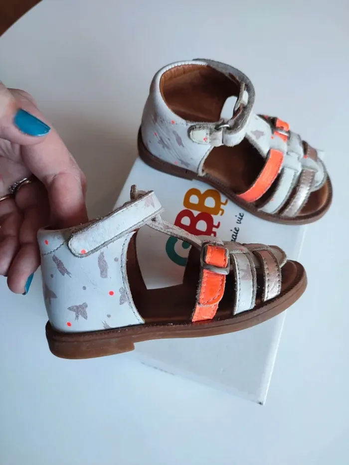 Sandales - photo numéro 2