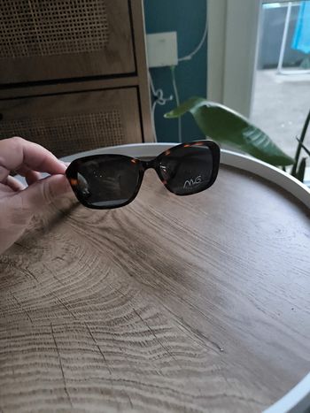 Lunette de soleil polarisant M&G neuve