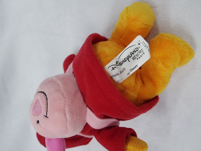 Peluche winnie avec sac à dos porcinet Disneyland - photo numéro 6