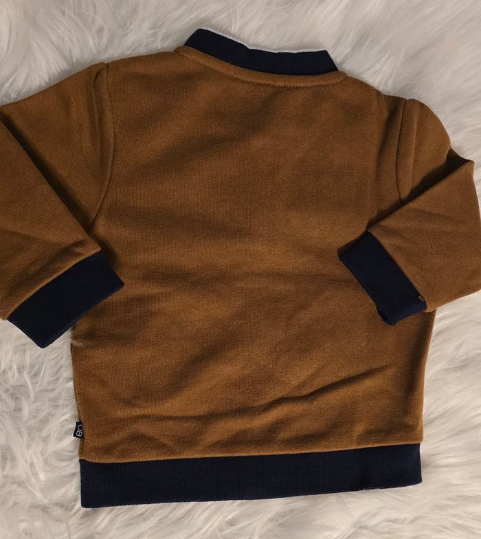 (Neufs non portés) 😍🥰💙 sweat zippé molleton et teeshirt ml 9 mois garçon 💙🥰😍 - photo numéro 3