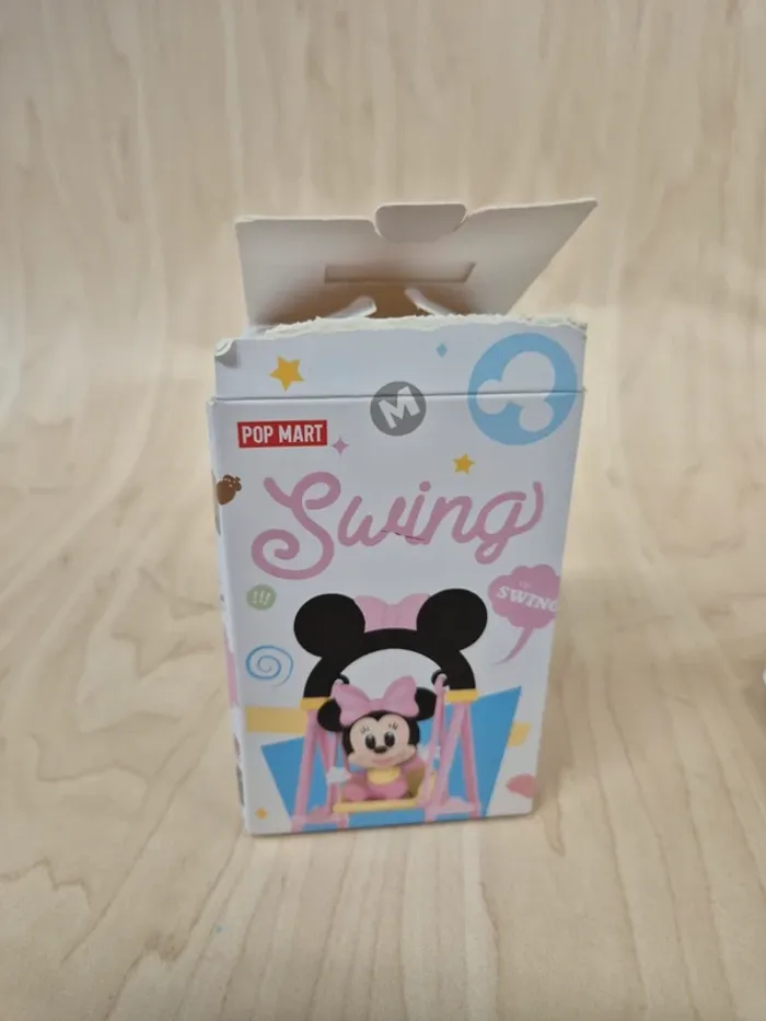 Figurine Pop Mart Disney Swing : Dale / Tac (Tic & Tac/ Chip'n Dale)