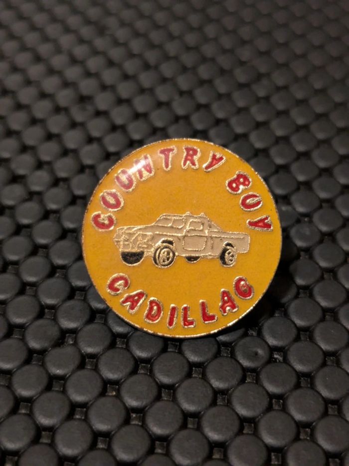 Pin's Cadillac Country Boy