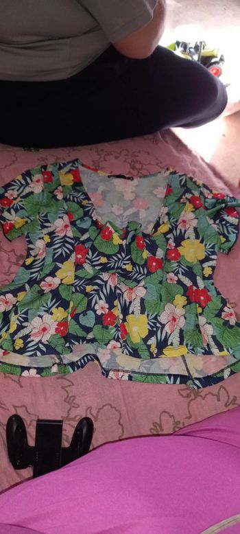 Tee-shirt volenteux lefties t.S