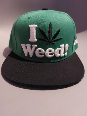 Casquette snapback US i love weed