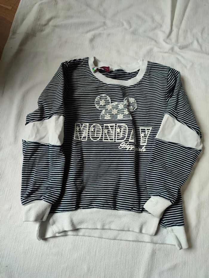 Pull léger minnie