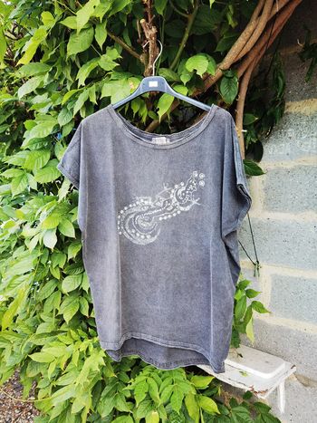 D1274 - Tee-shirt femme taille M