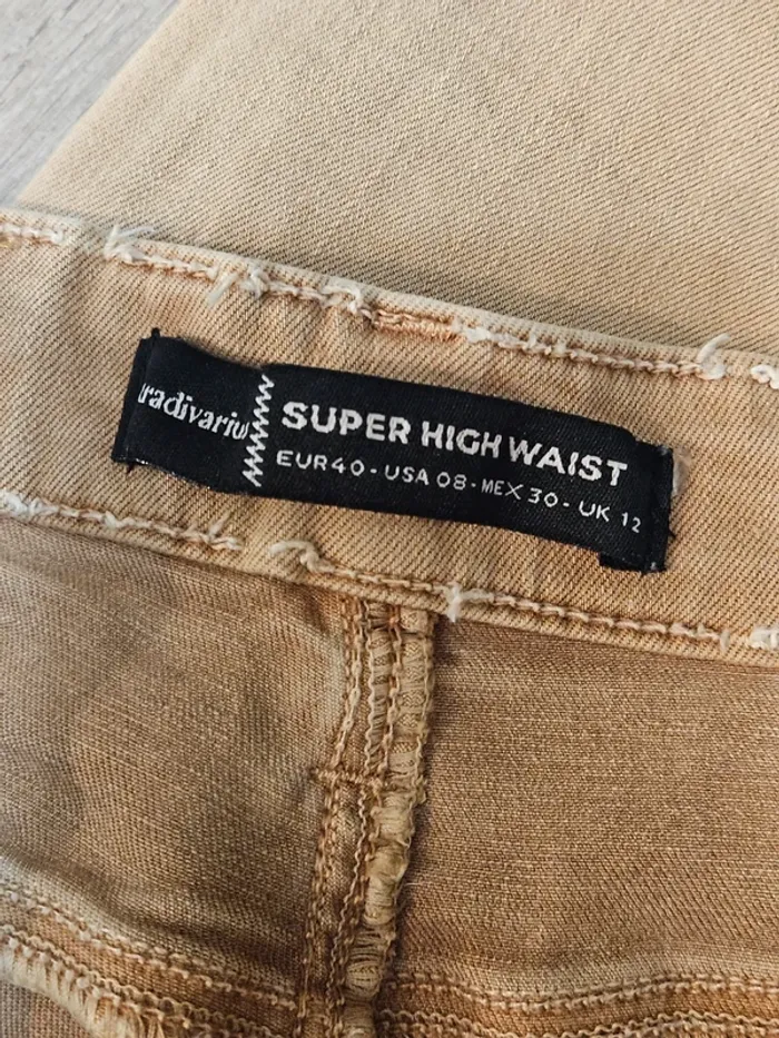 Pantalon Stradivarius 40 - photo numéro 4