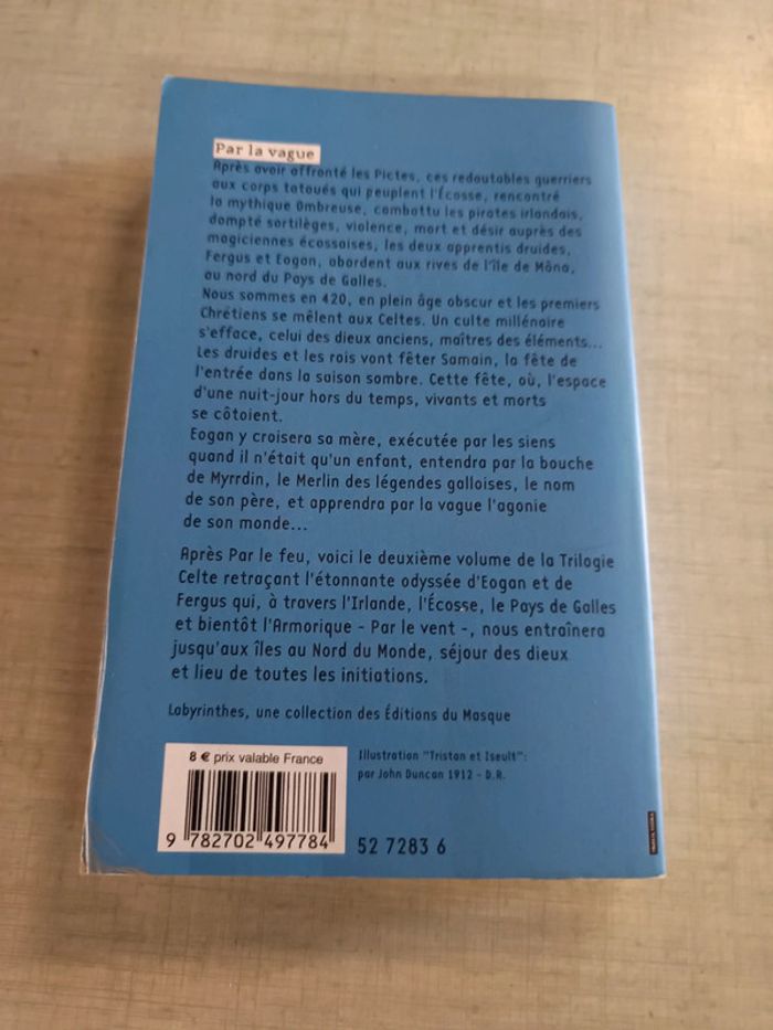 Livre par la vague - photo numéro 2