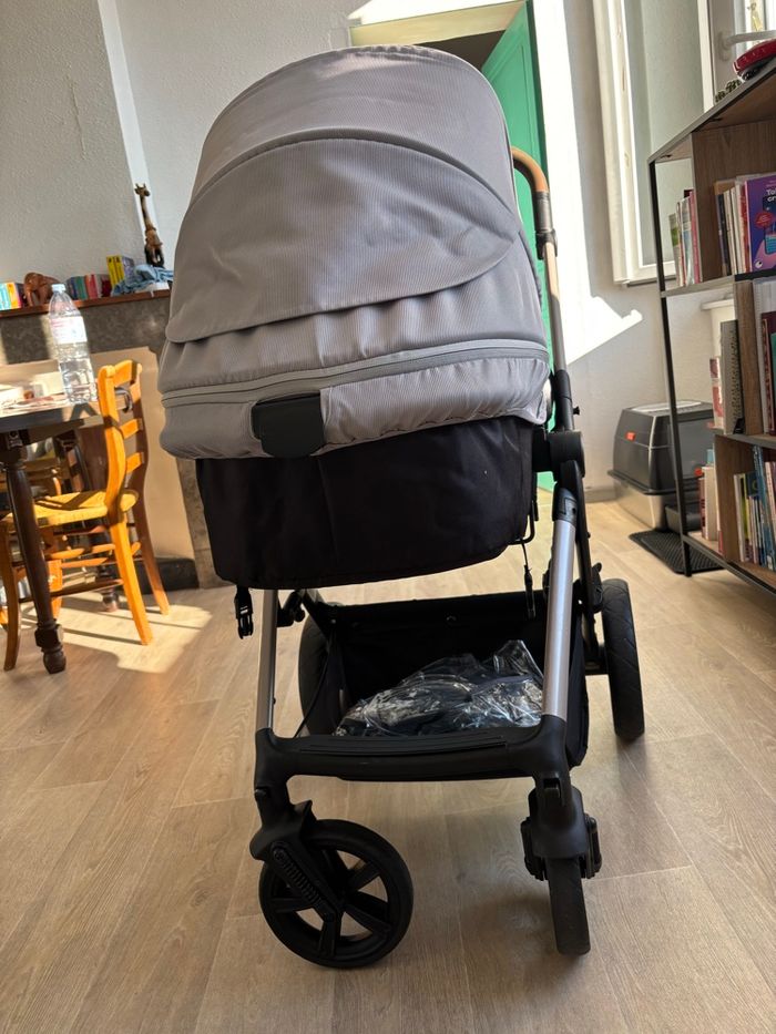 Poussette Kinderkraft Moov 2 - photo numéro 8