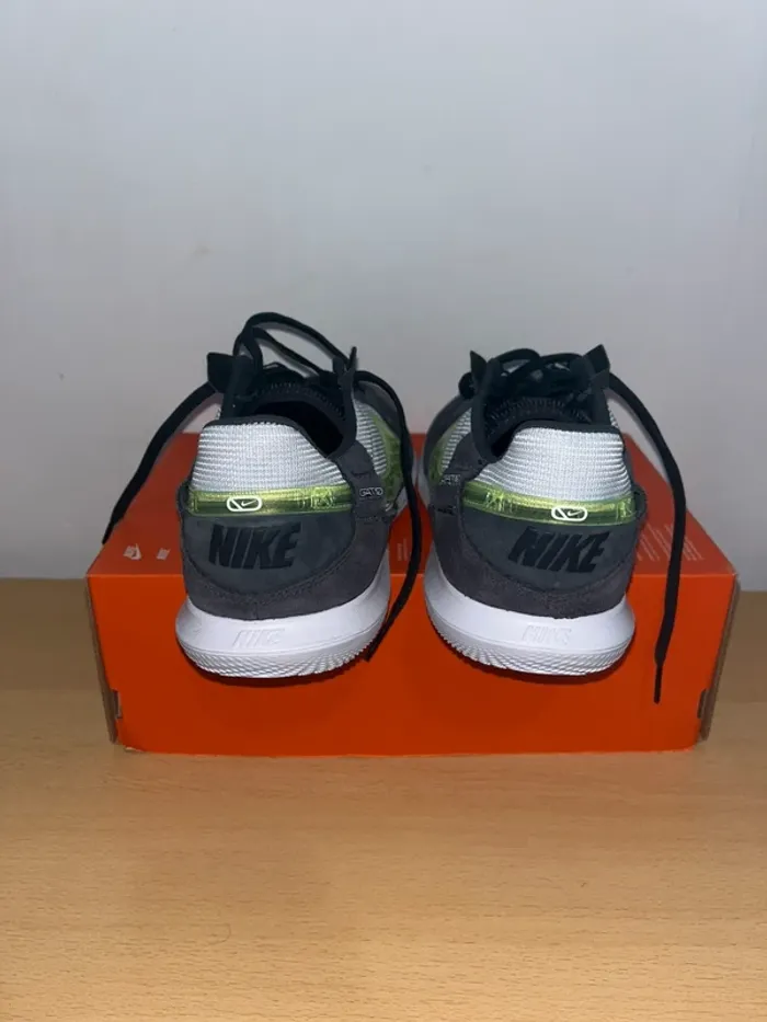 Nike Street – Sneakers urbaines neuves, style et confort - photo numéro 4