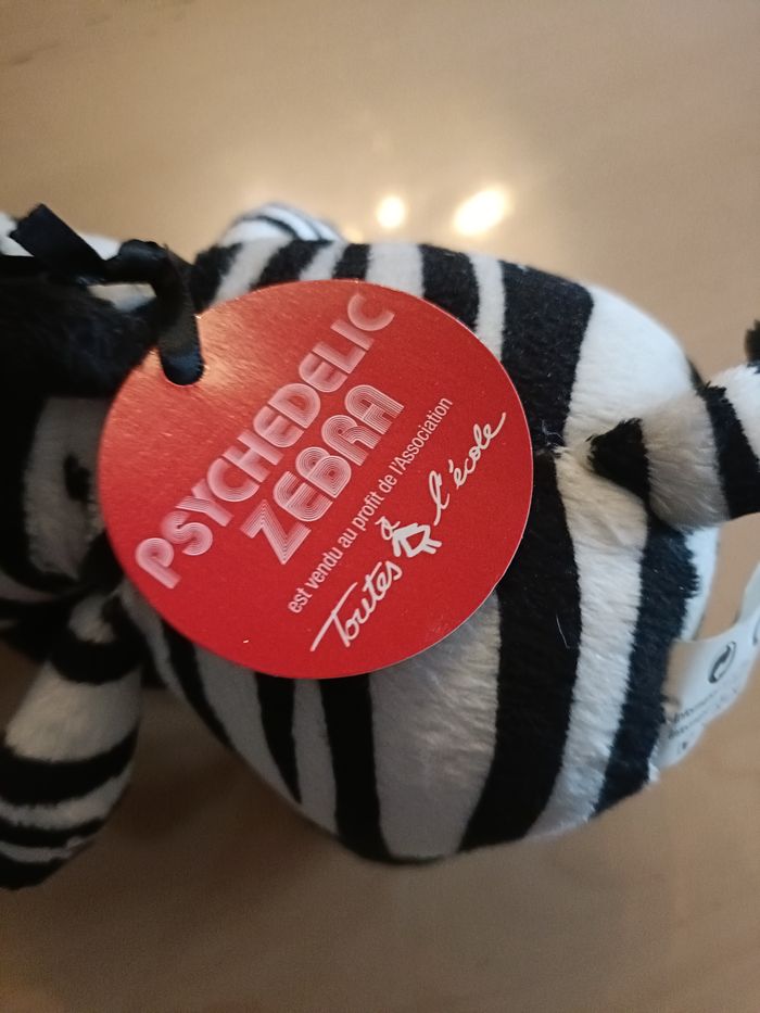 Peluche Psychedilic Zebra by Sephora - photo numéro 2