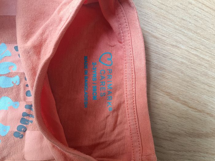 Tee-shirt Primark 2-3ans 98 cm - photo numéro 2