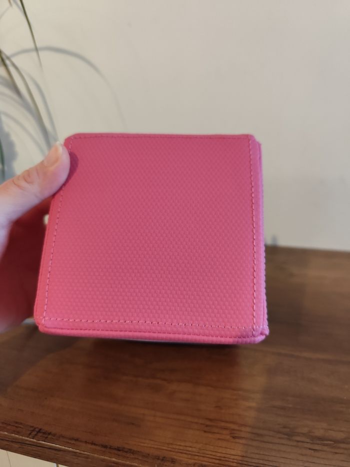 Toniebox rose avec son chargeur en très bon état - photo numéro 4