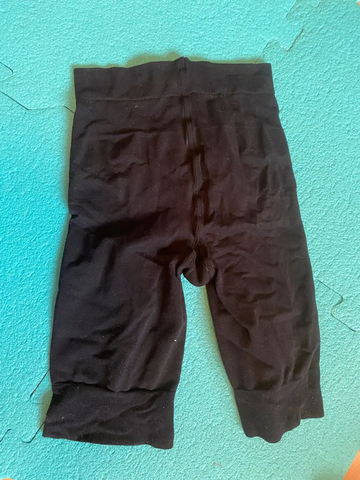 Short gainant Dim Taille 36/38 - photo numéro 2
