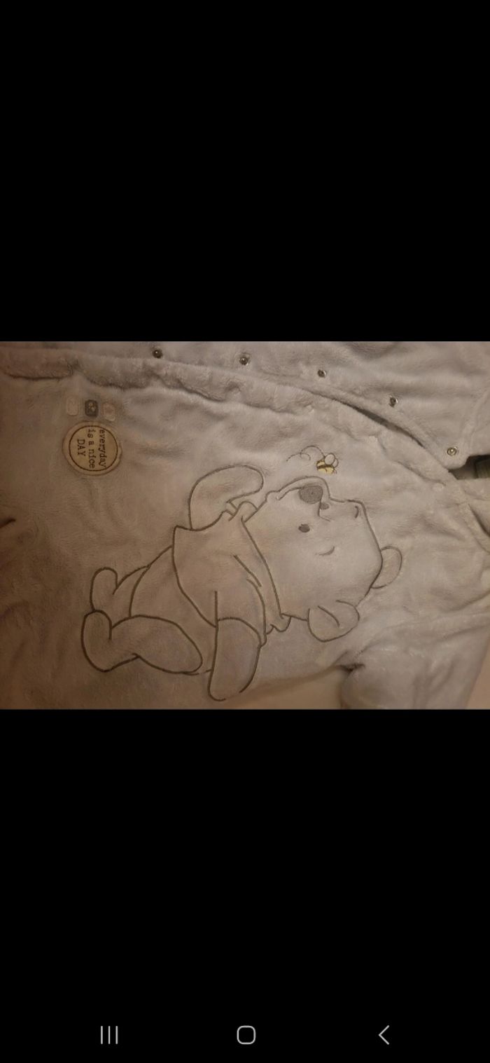Combinaison bébé Disney Winnie 9-12 mois - photo numéro 3