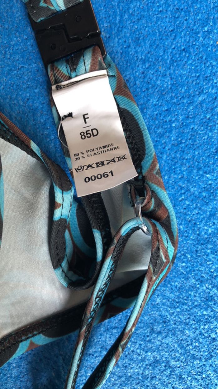 Soutien gorge haut de maillot de bain - photo numéro 3