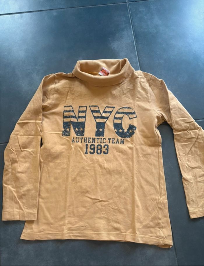 Lot de vêtements garçon 10 ans - photo numéro 5