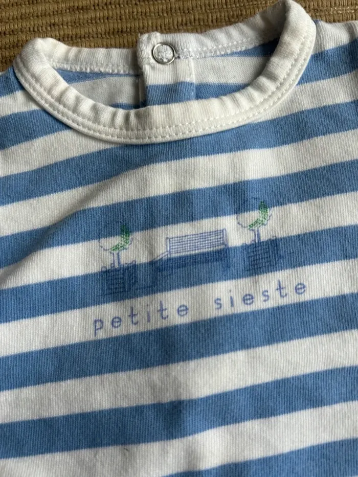 T-shirt taille 1 mois - photo numéro 3