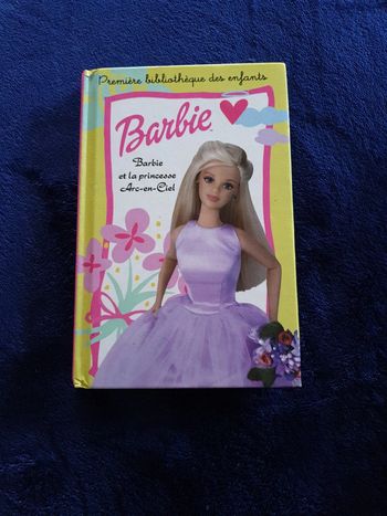 Livre Barbie et la princesse Arc-en-ciel