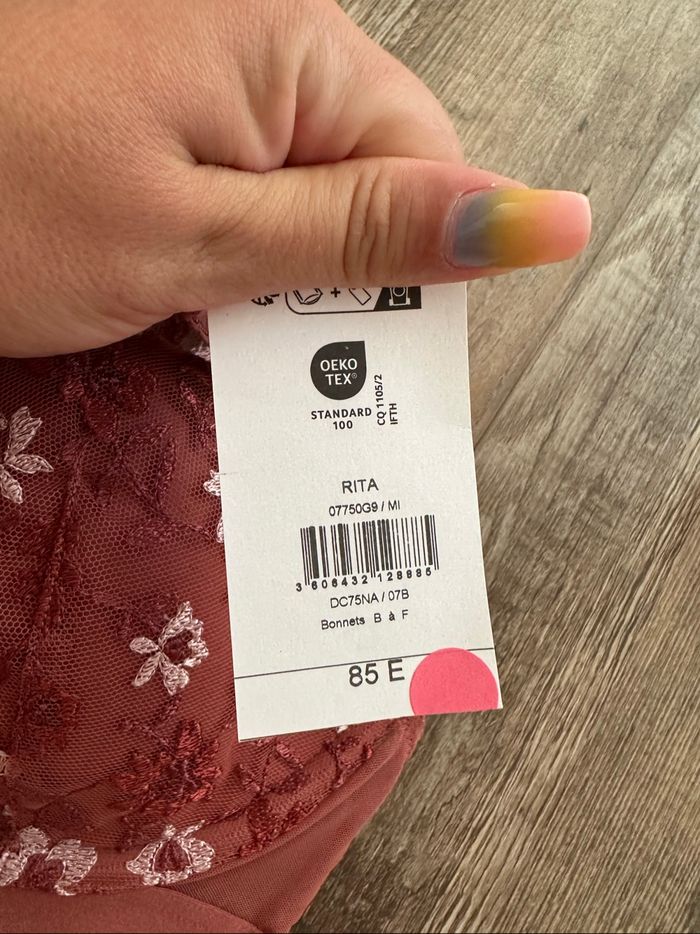 - Soutien gorge Darjeeling - Taille 85E - Neuf avec étiquette - photo numéro 2