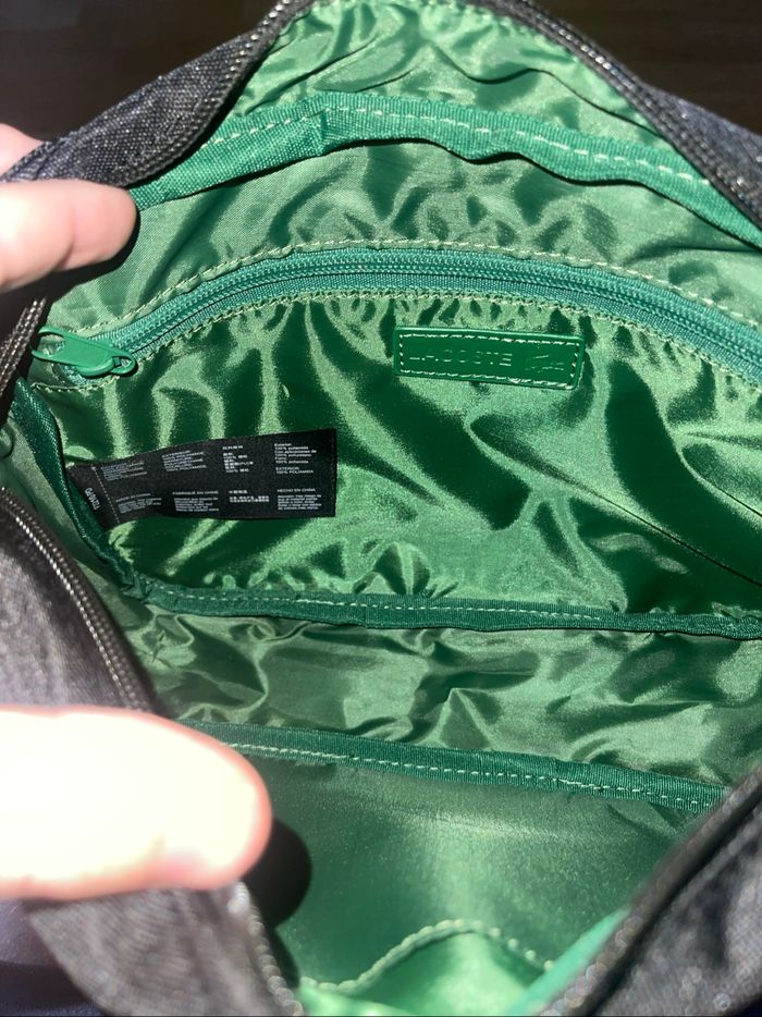 Sacoche Lacoste neuf vendu avec sont sac - photo numéro 6