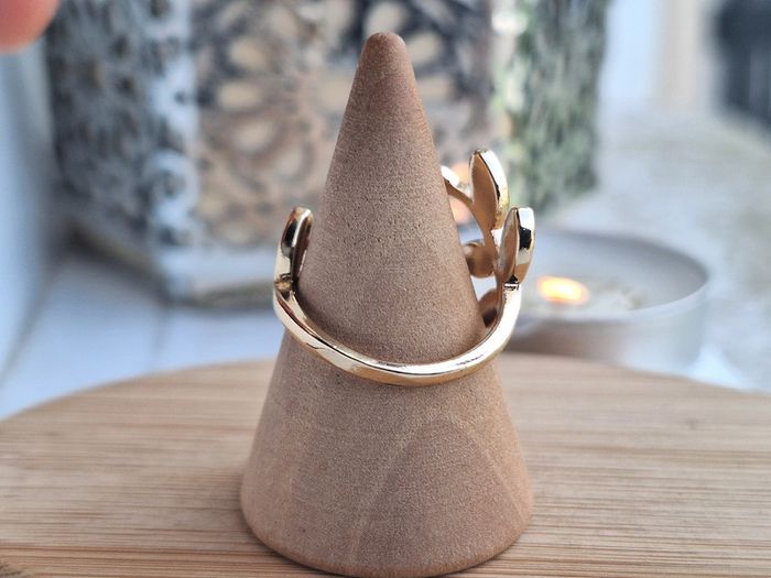 Bague Ouverte réglable en feuille Doré minimaliste, feuille en nacre blanche, feuille de Dainty - photo numéro 3