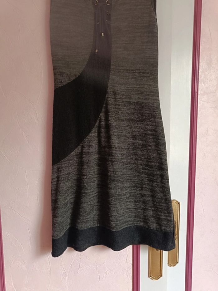 Robe noire "Cache cache" T.38 - photo numéro 7