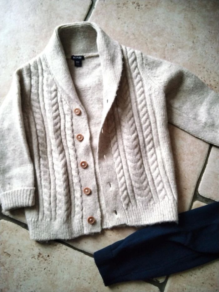 Lot de 2 gilets kiabi taille 18 et 24 mois - photo numéro 2
