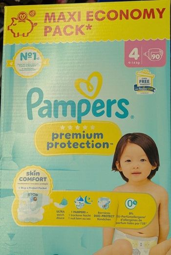 Couches Pampers prenuim T4(9-14kg)